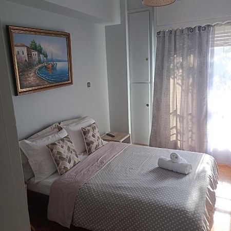 Historic Center Apartment At Thisseio Атина Екстериор снимка