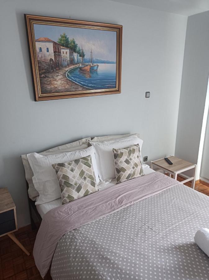 Historic Center Apartment At Thisseio Атина Екстериор снимка